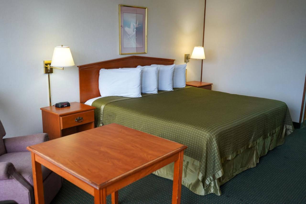 Sunset Inn Clarksville ภายนอก รูปภาพ